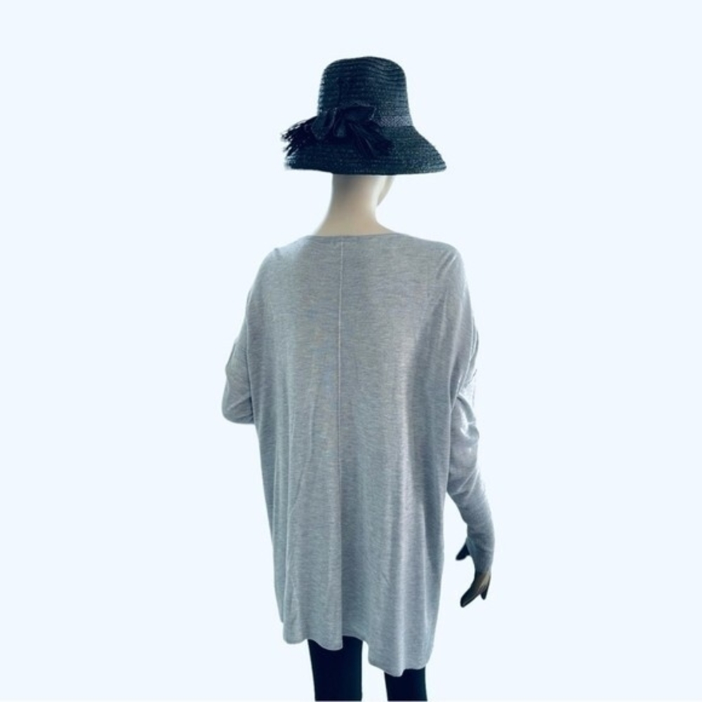 H&M Women's Light Grey Pullover Sweater Size M Crew Neck Drop Shoulder Casual VG - Picture 8 of 10
